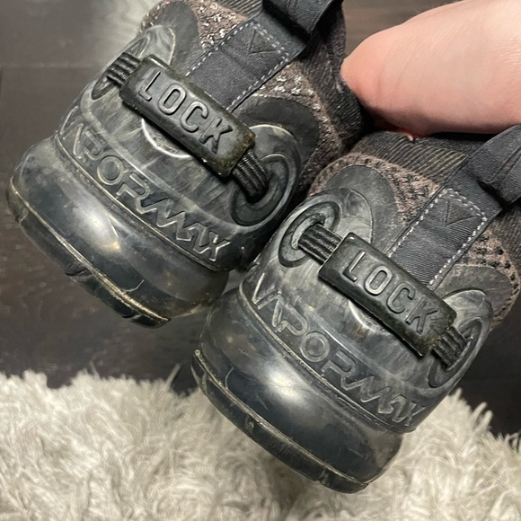 Nike VaporMax FlyKnit Running Shoes - Picture 6 of 8